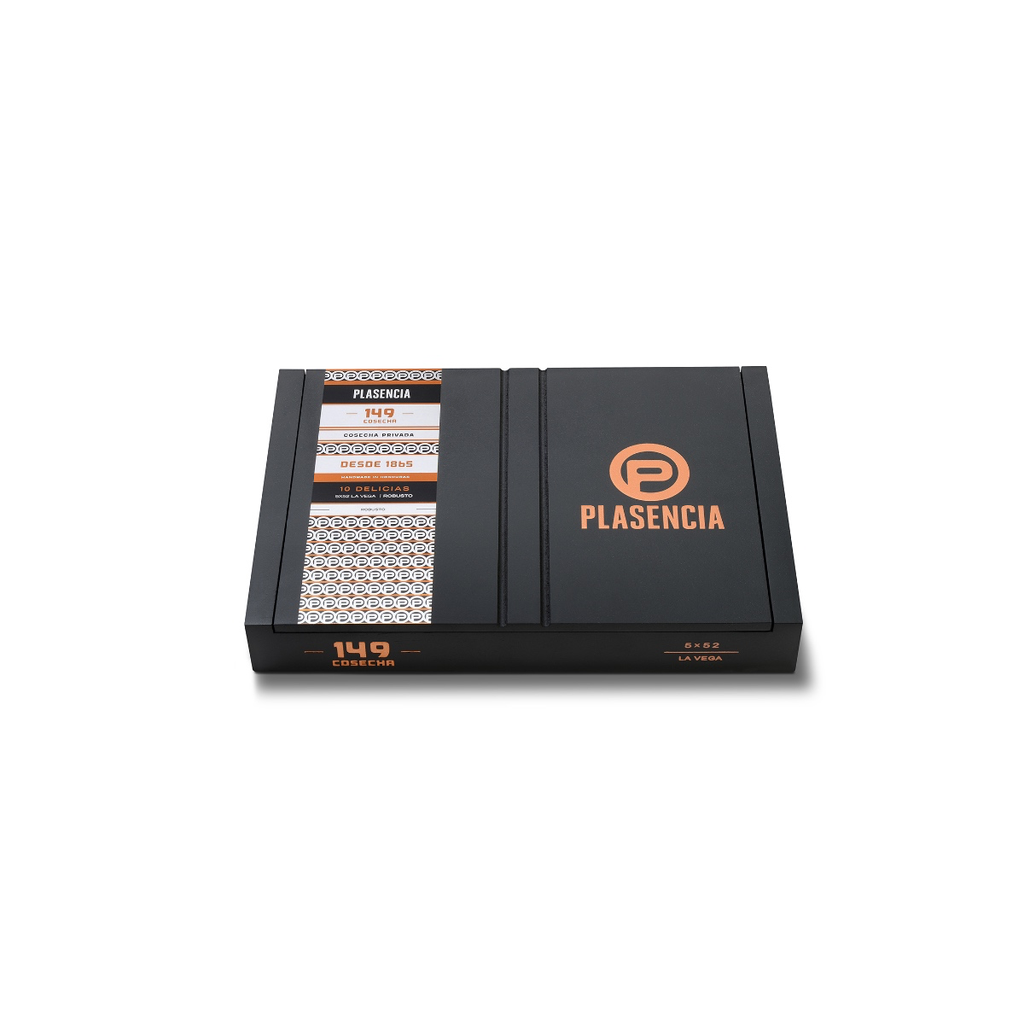 149 La Vega WEB box closed_white.webp