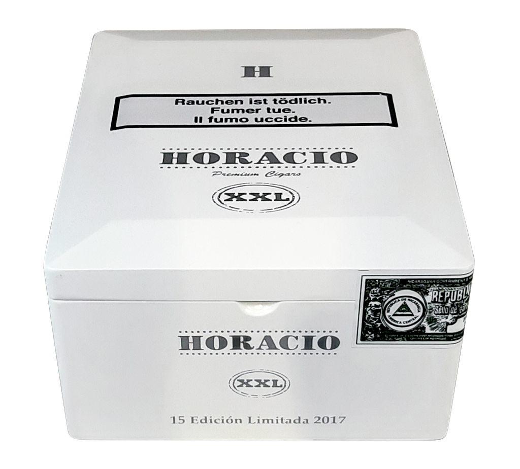 Horacio-XXL-2017-box-close.webp
